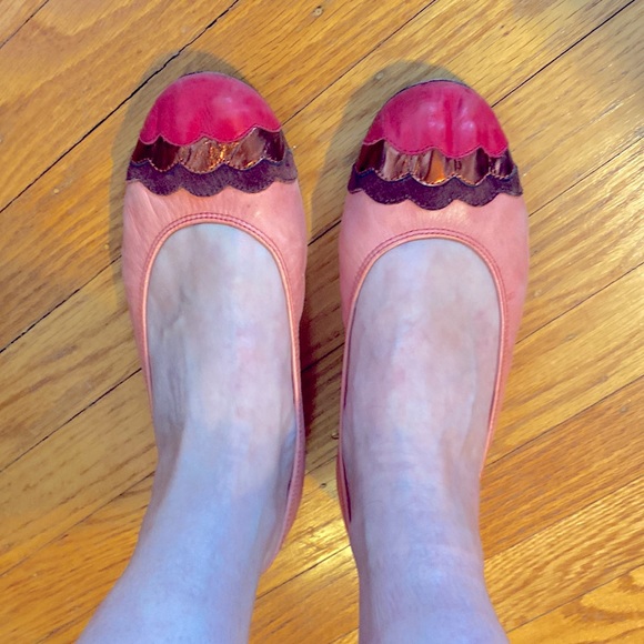 Lanvin Ballet with Scallop Detail - Picture 8 of 9